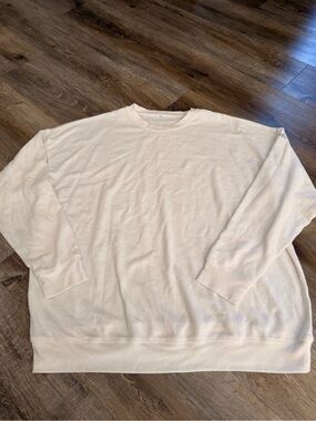 Alo Yoga Off White Crewneck